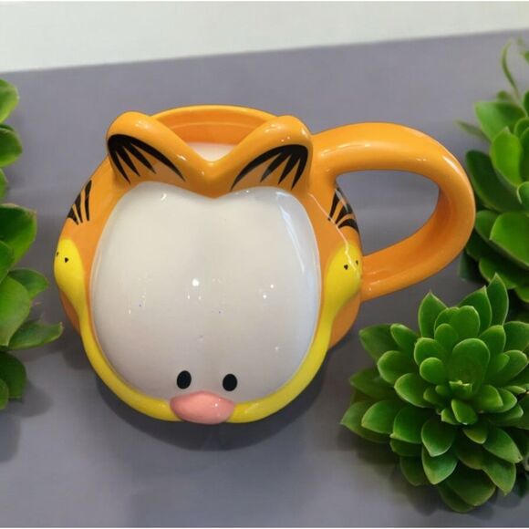 Garfield Mug Candle 19oz Welcome Home Scent Repurposed Ceramic Pet Safe - Picture 1 of 2